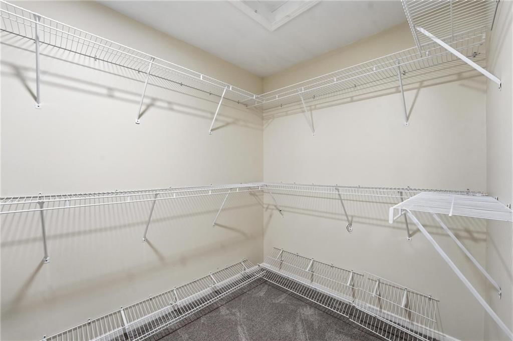 8417 W 113th Terrace — photo 39