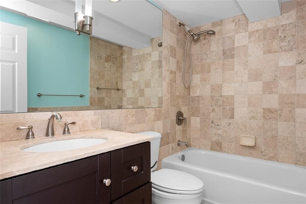 3838 Rainbow Boulevard — photo 13