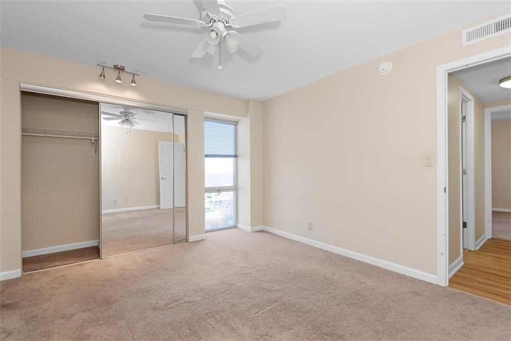 3838 Rainbow Boulevard — photo 15