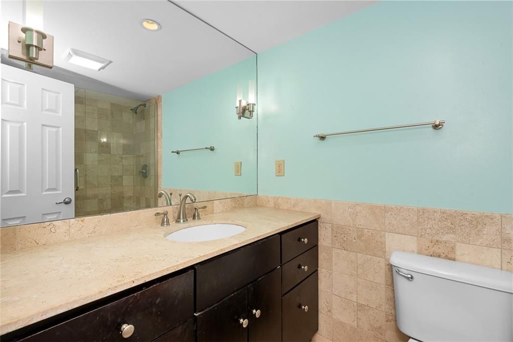 3838 Rainbow Boulevard — photo 16