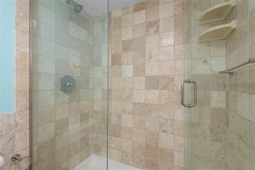 3838 Rainbow Boulevard — photo 17