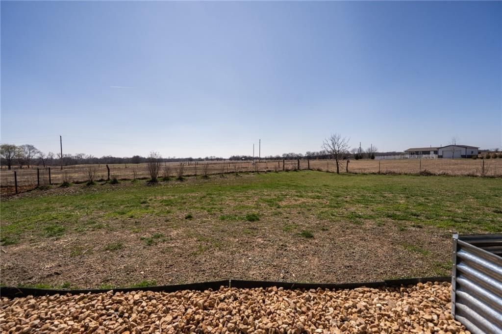 1564 N 450th Road — photo 31