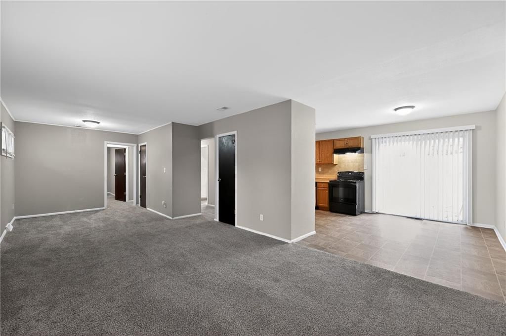 8615 E 114TH Street — photo 14