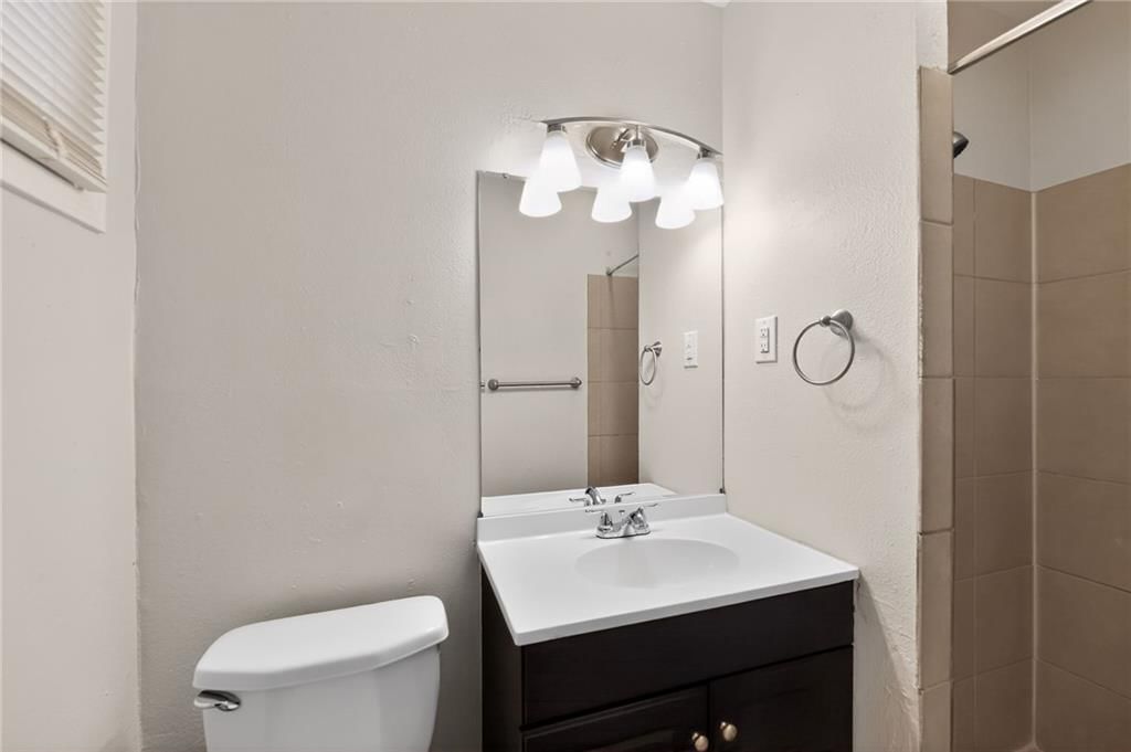 8615 E 114TH Street — photo 30