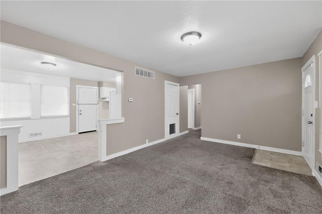 7402 E 109th Street — photo 5