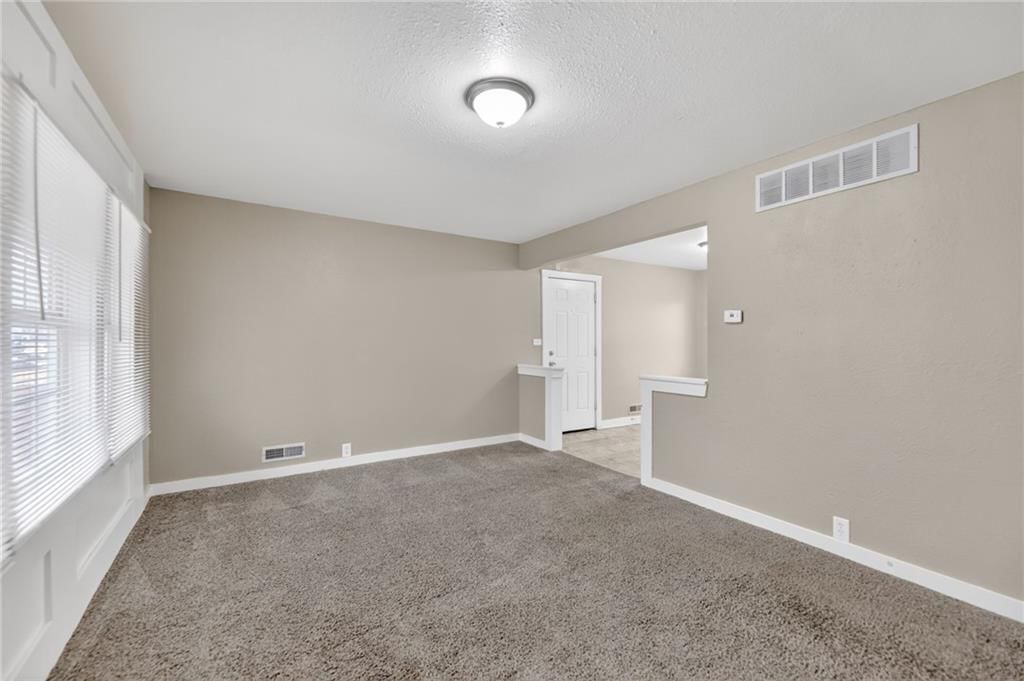 7402 E 109th Street — photo 7