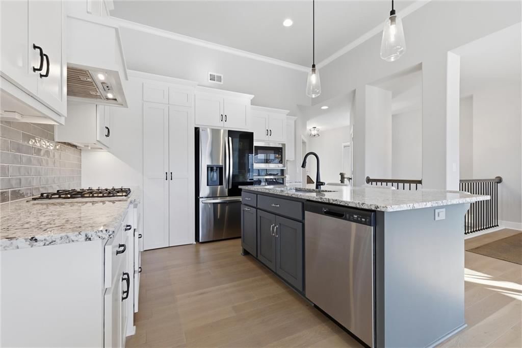 15449 W 173rd Street — photo 13