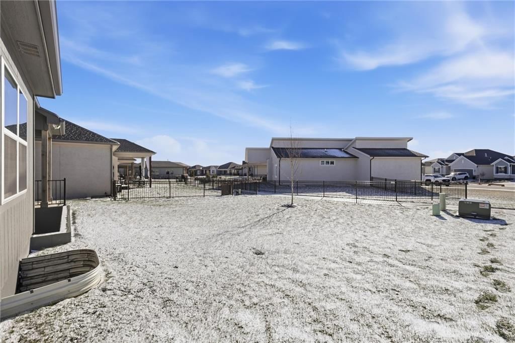 15449 W 173rd Street — photo 35