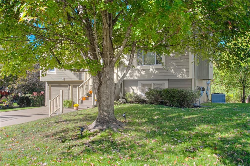 7132 N HIckory Street — photo 6