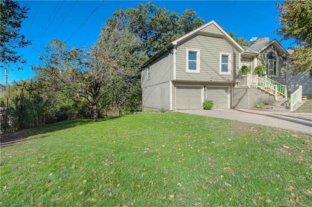 7132 N HIckory Street — photo 8