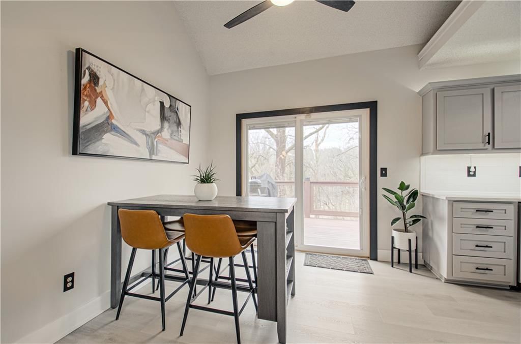 7132 N HIckory Street — photo 13