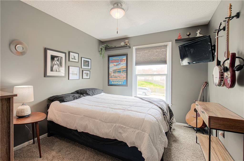 7132 N HIckory Street — photo 25