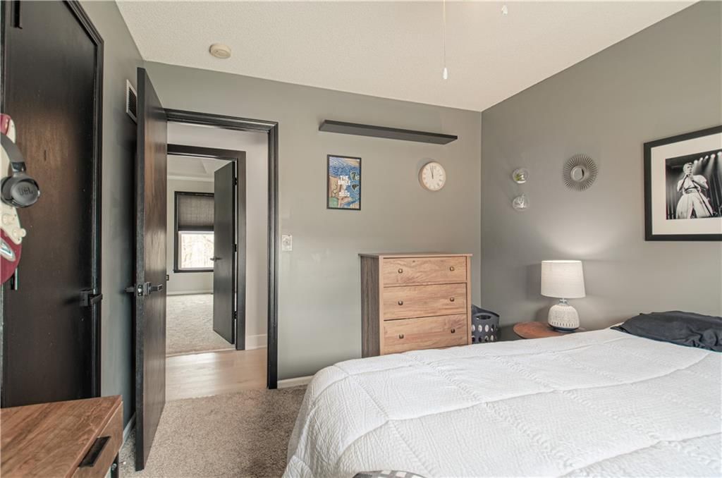 7132 N HIckory Street — photo 26