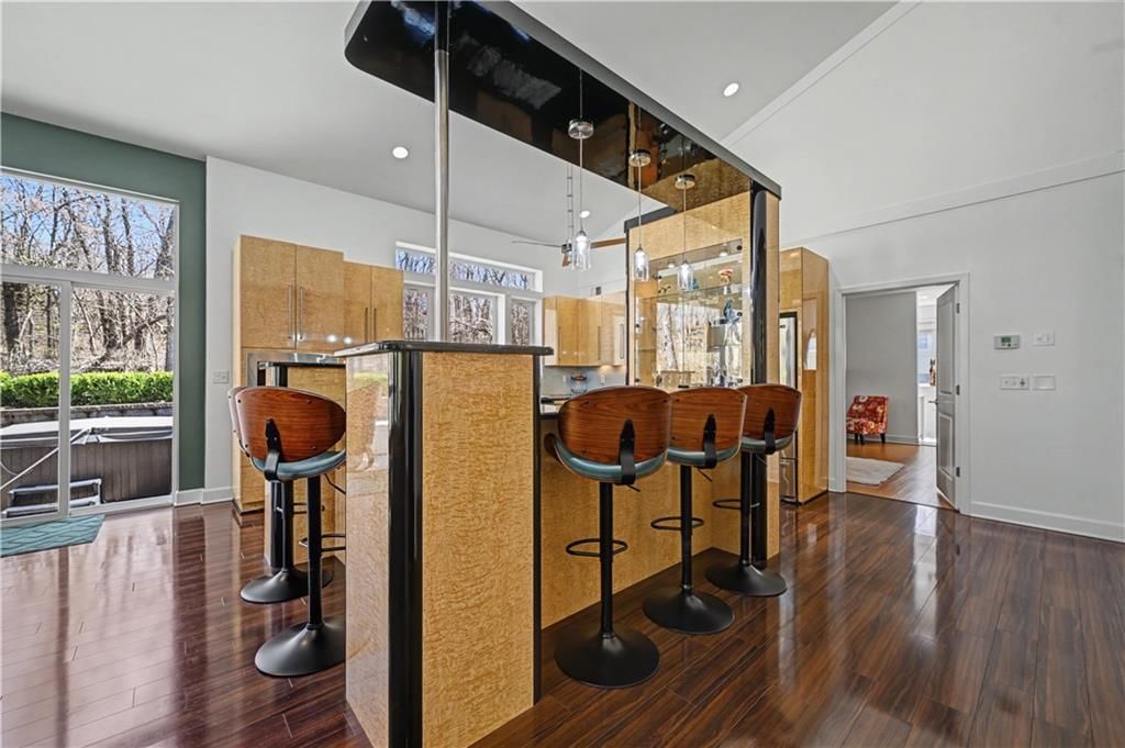 52 G Street — photo 7