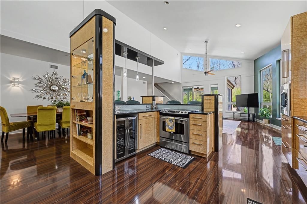 52 G Street — photo 12