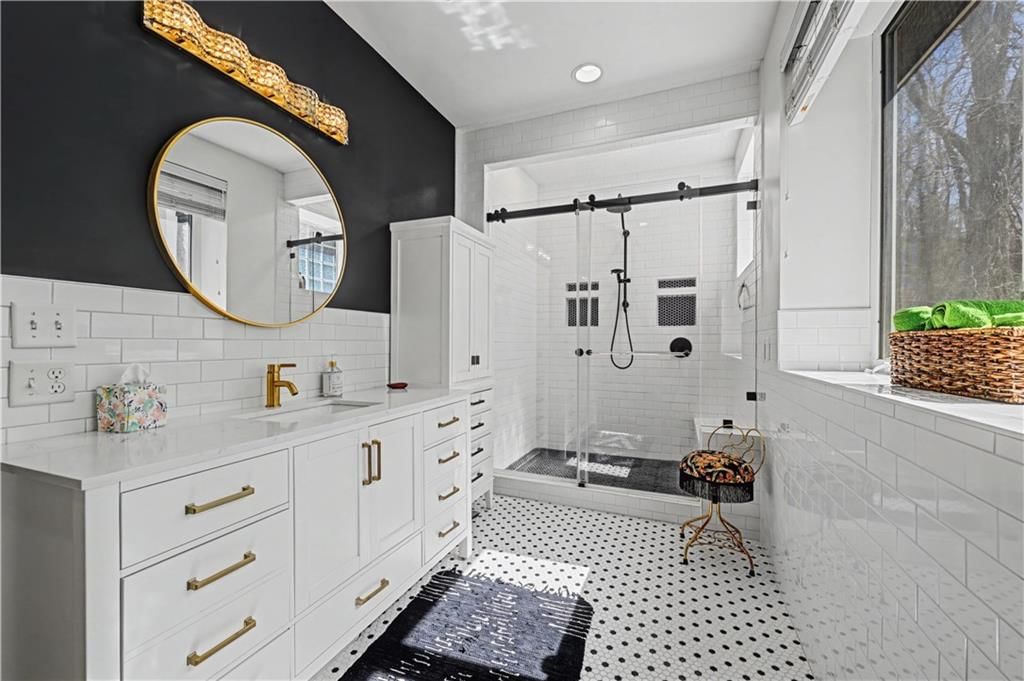 52 G Street — photo 19