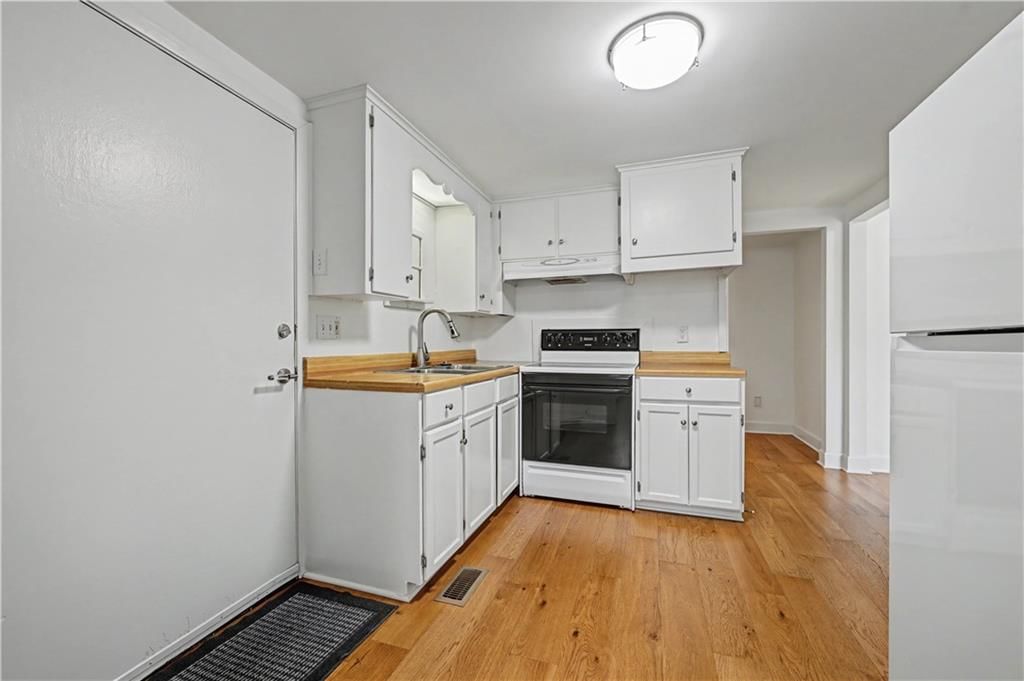 52 G Street — photo 25