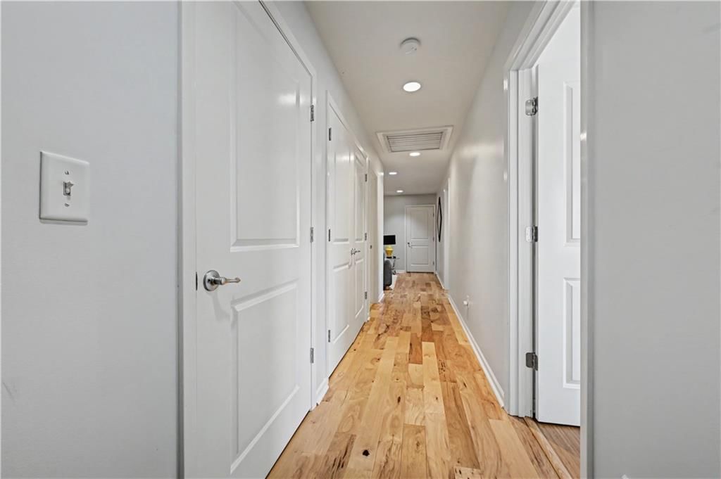 52 G Street — photo 27