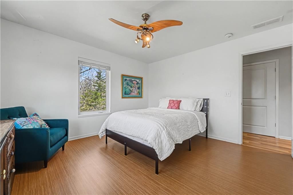 52 G Street — photo 30