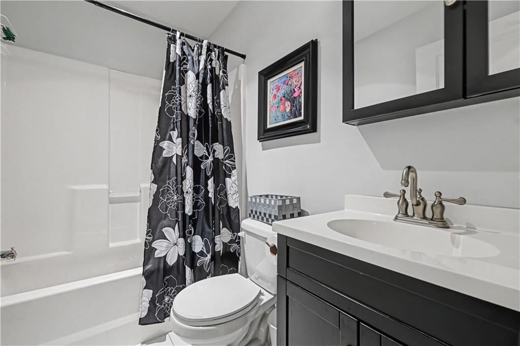 52 G Street — photo 36