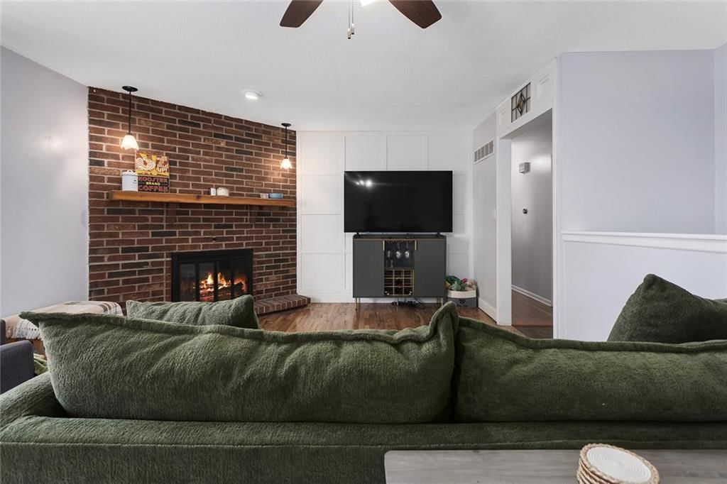 717 NE Mulberry Street — photo 10