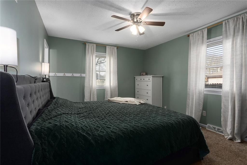 717 NE Mulberry Street — photo 16