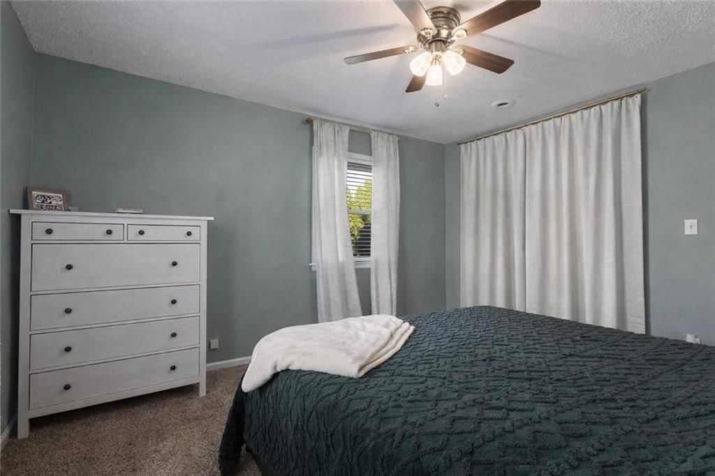 717 NE Mulberry Street — photo 18