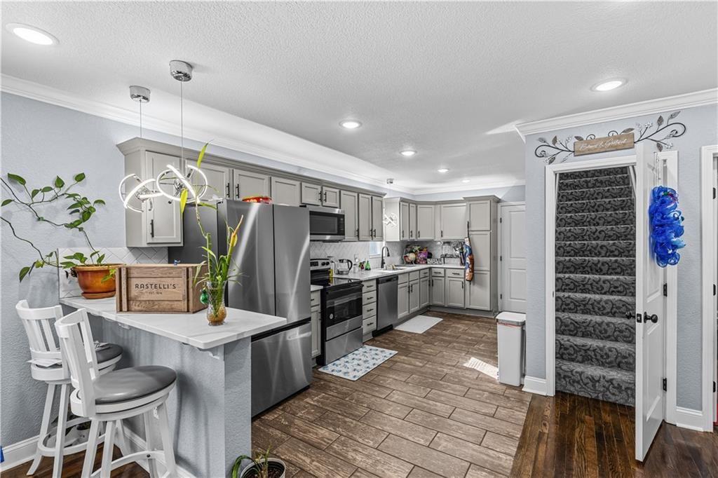 6004 Park Avenue — photo 11