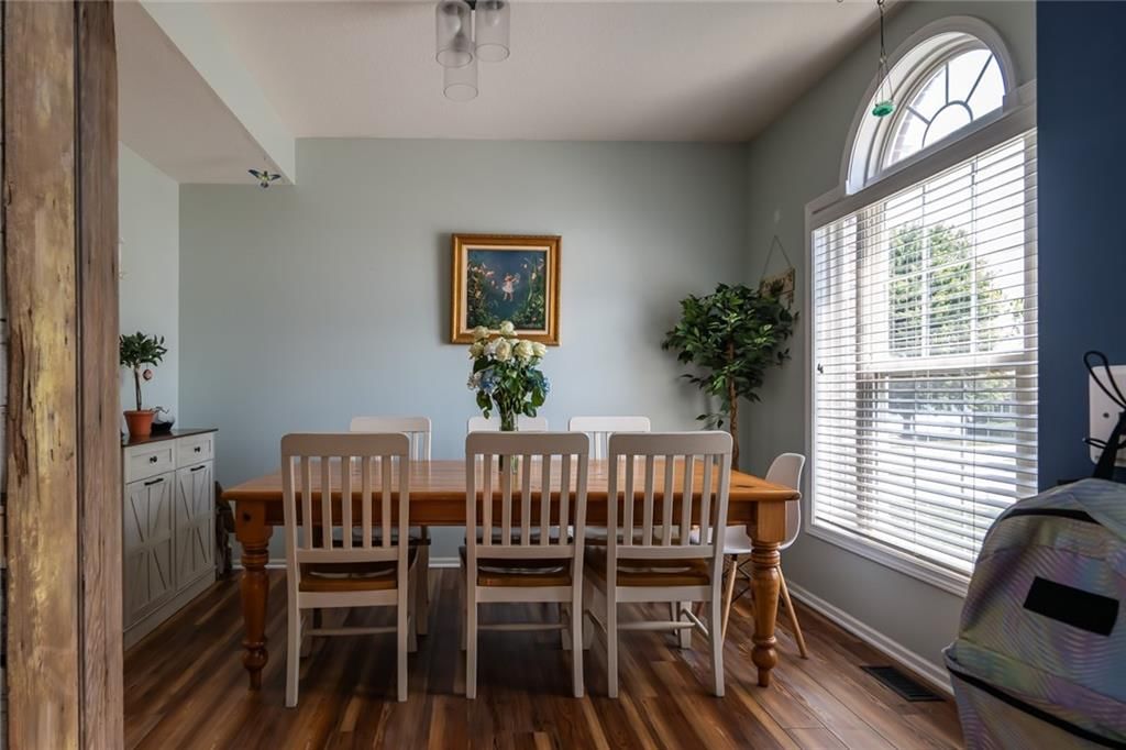 606 Briar Lane — photo 8