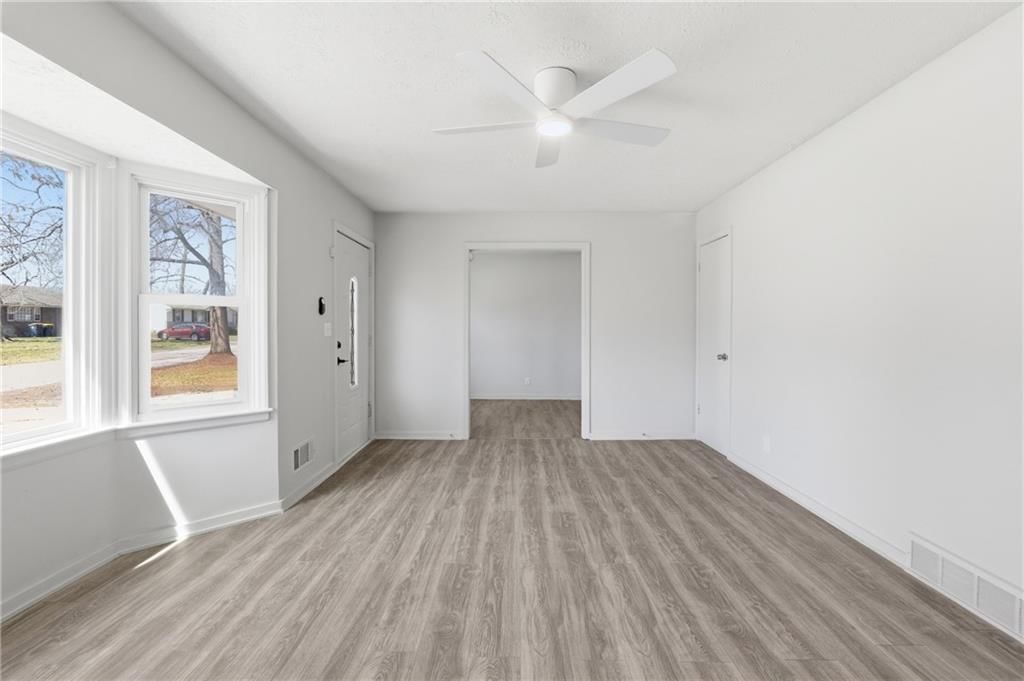 10109 White Avenue — photo 7
