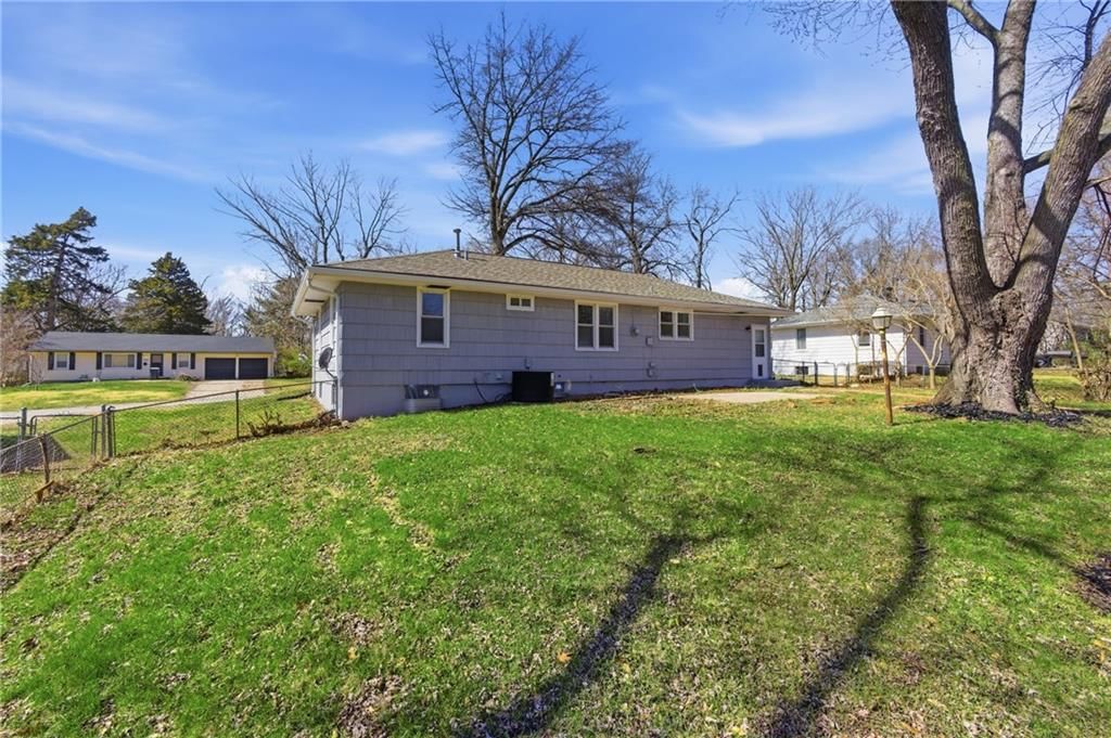 10109 White Avenue — photo 21