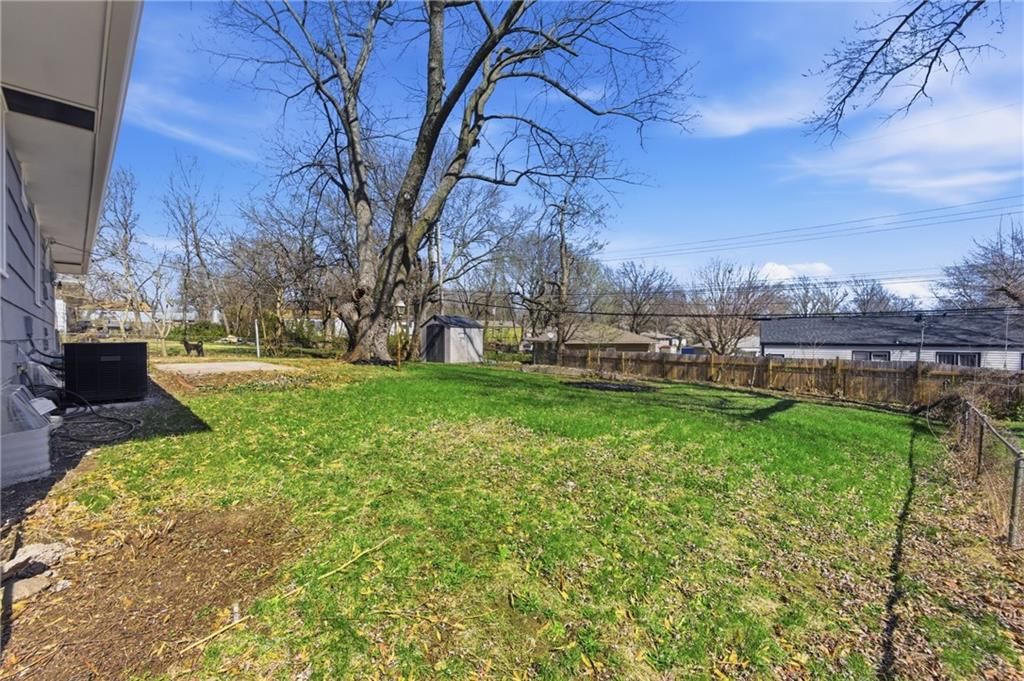 10109 White Avenue — photo 24