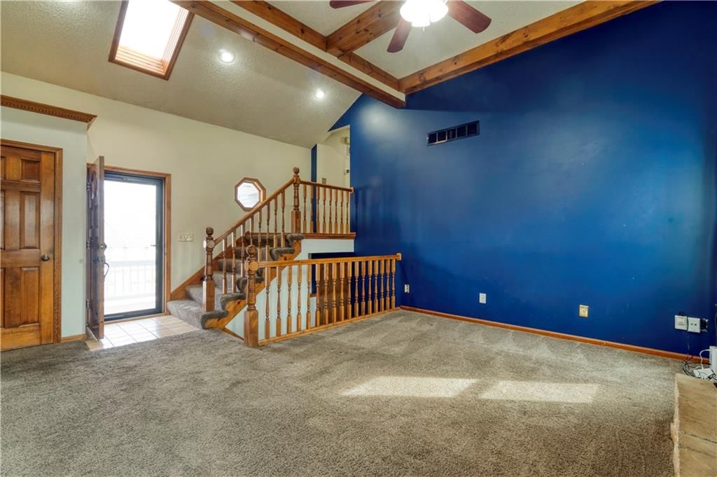1104 NE Country Lane — photo 5