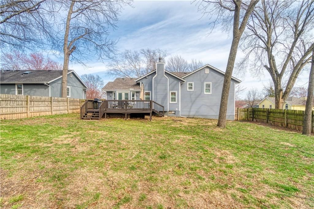 1104 NE Country Lane — photo 27