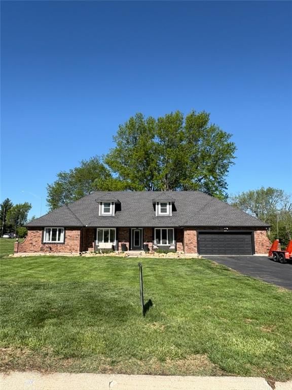 400 Appaloosa Drive, Raymore, MO