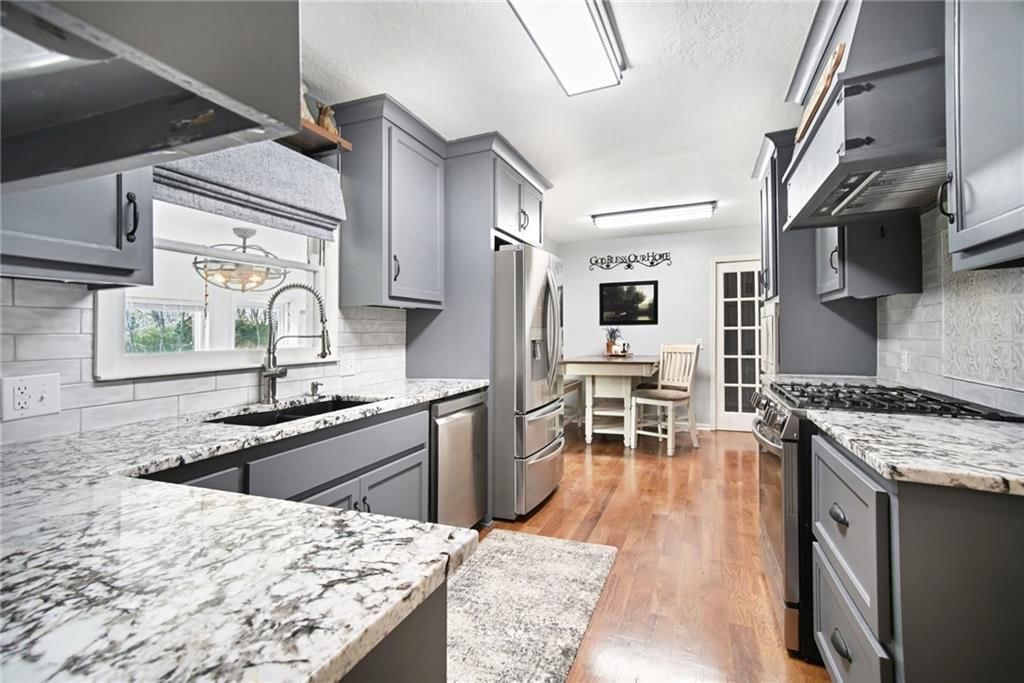 400 Appaloosa Drive — photo 3
