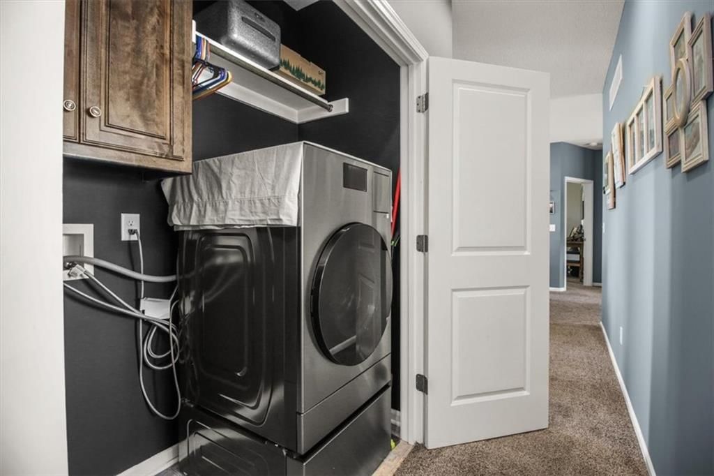 818 W Rader Street — photo 12