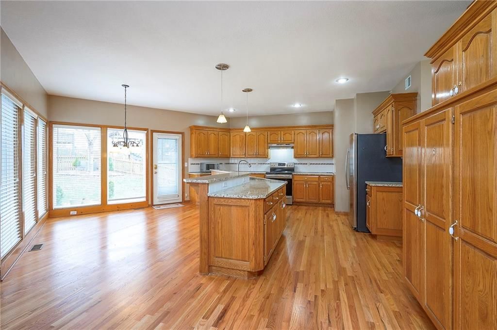 5314 Brockway Street — photo 15