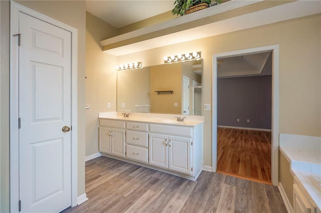 5314 Brockway Street — photo 33