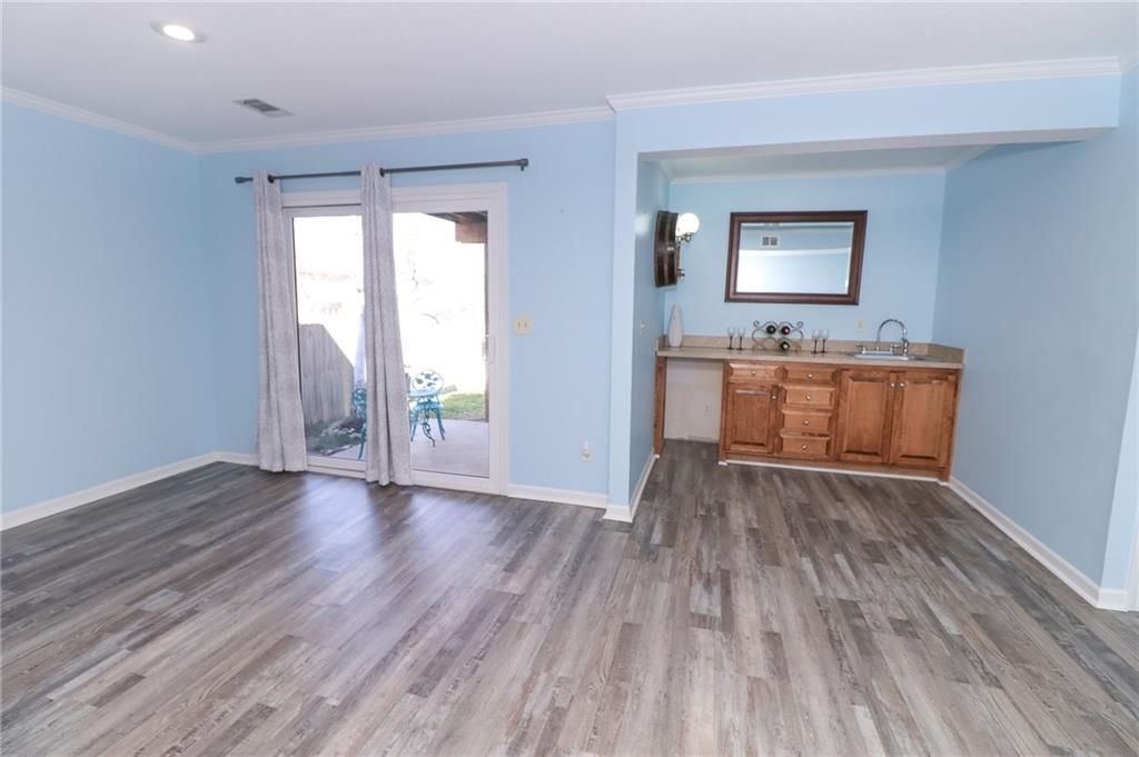 12391 S Parker Terrace — photo 18