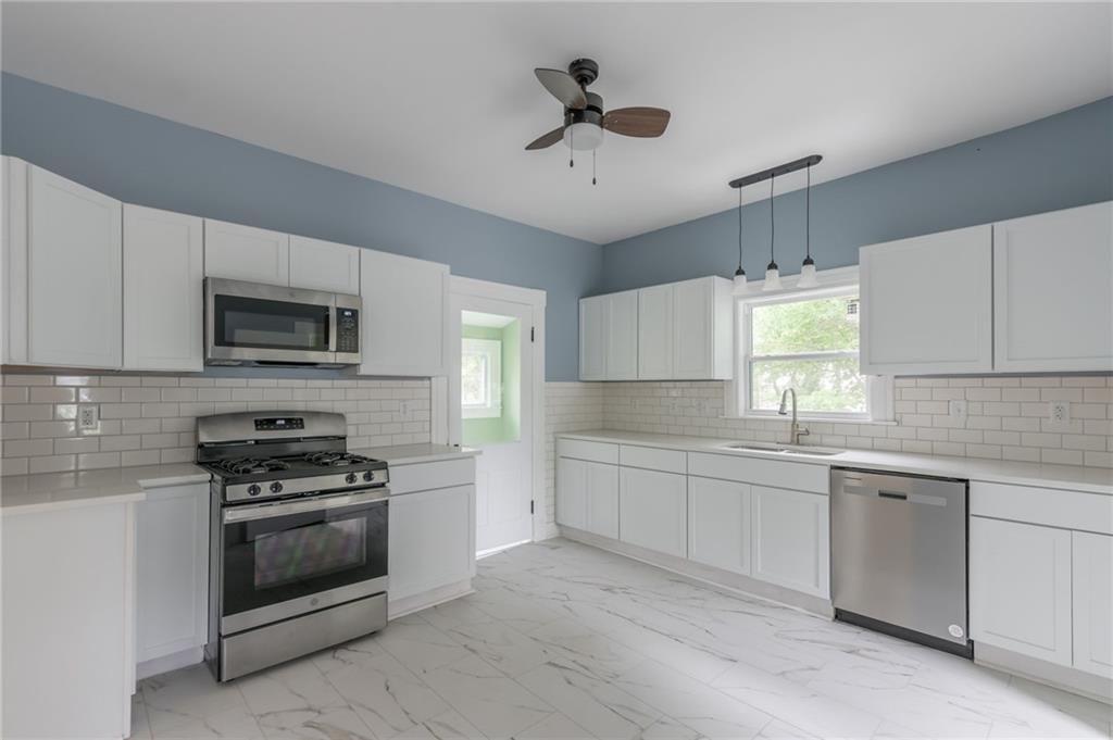 721 W 4th Street — photo 15