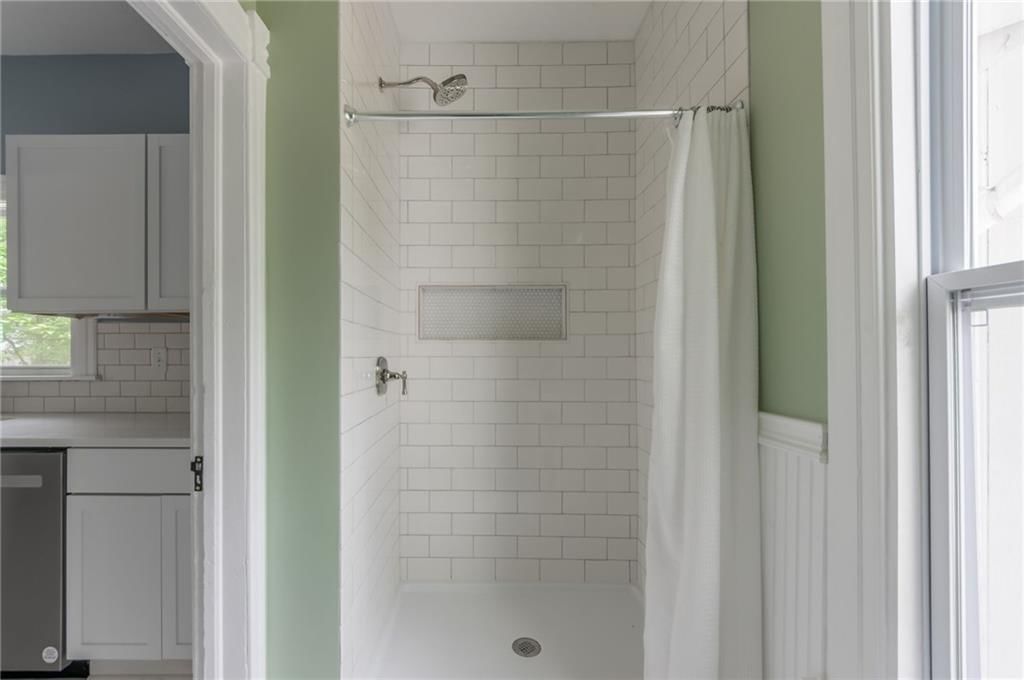 721 W 4th Street — photo 18