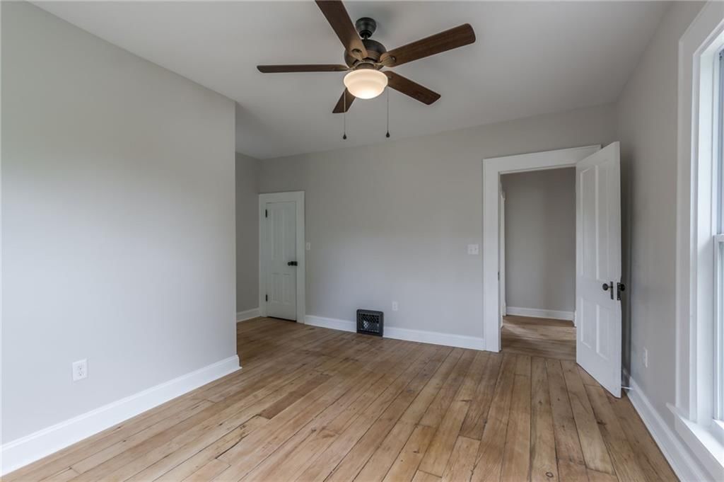 721 W 4th Street — photo 21