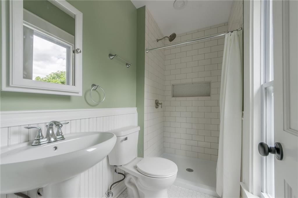 721 W 4th Street — photo 22