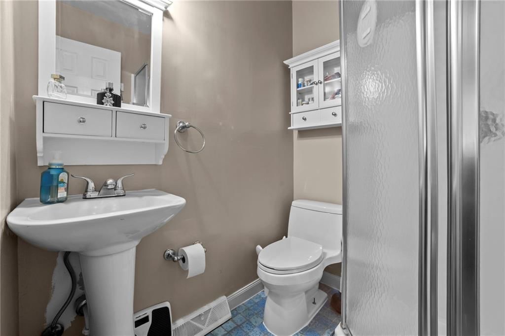 540 S 72nd Street — photo 12