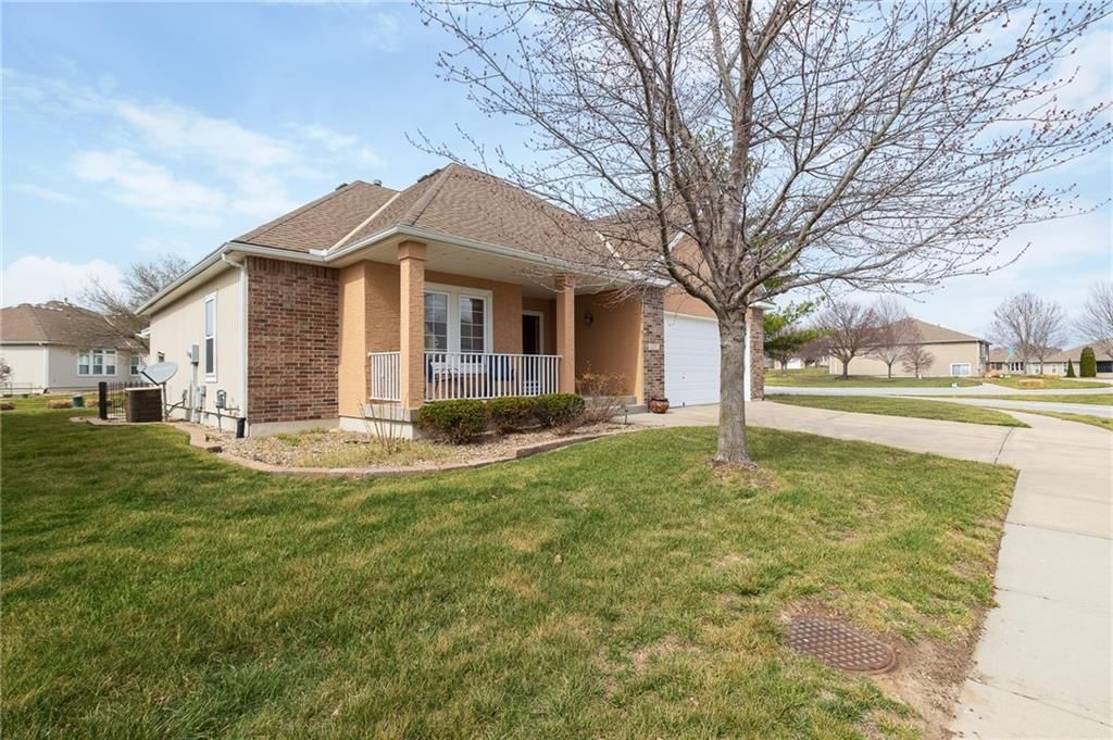 4756 SW Leafwing Drive — photo 33