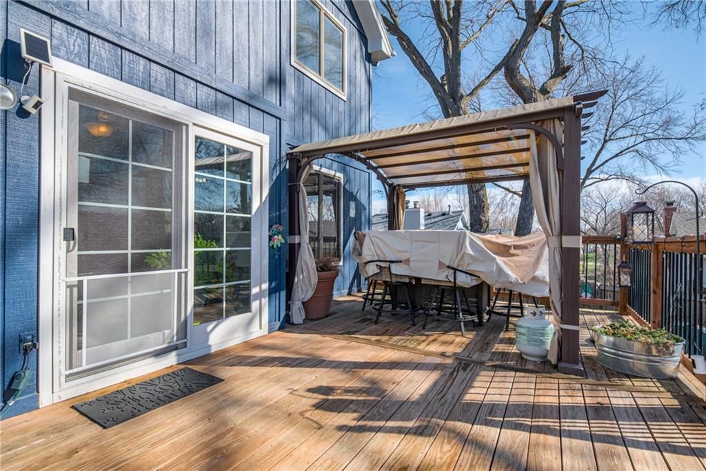 1011 NE 86th Street — photo 18