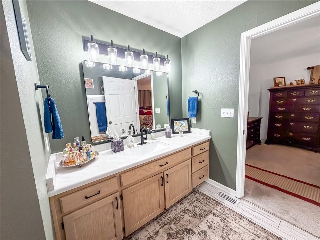 225 Crescent Drive — photo 27