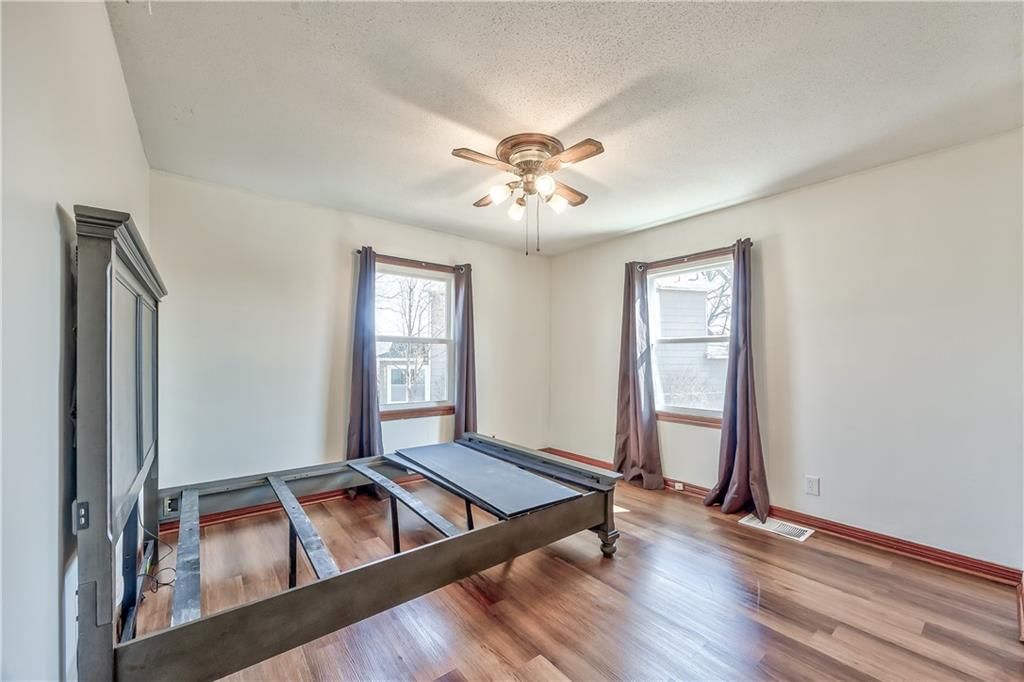 1017 Sherman Avenue — photo 16