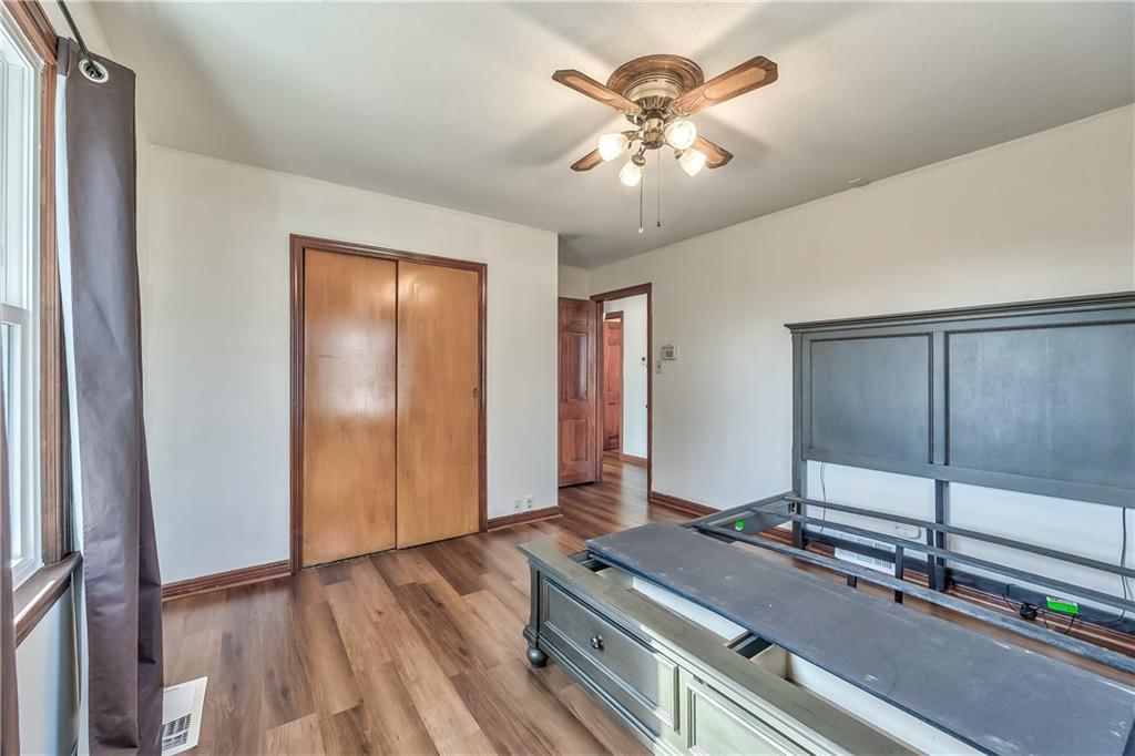 1017 Sherman Avenue — photo 17